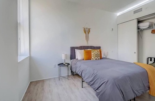 Gateway District Apartment | Frontdesk | Beautiful Studio near Downtown