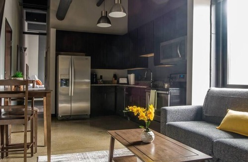 Strip District Apartment | Frontdesk | Comfortable + Modern 1BR near Downtown