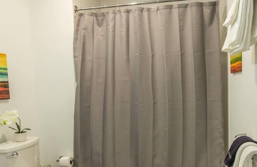 Gateway District Apartment | Frontdesk | Prime Location | Downtown Studio Apt