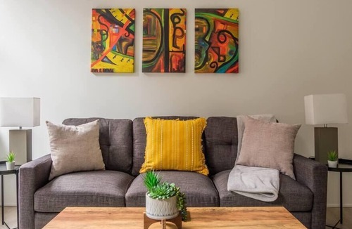 Gateway District Apartment | Frontdesk | Prime Location | Downtown Studio Apt