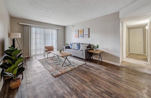 Georgetown Apartment | Frontdesk | Roseland 1 BR Close to ND