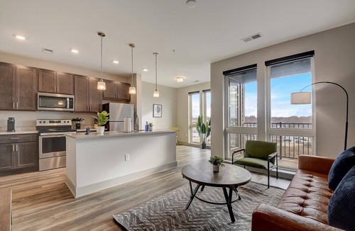 Broad Ripple Apartment | Frontdesk | Studio Apt by Efroymson Riverfront