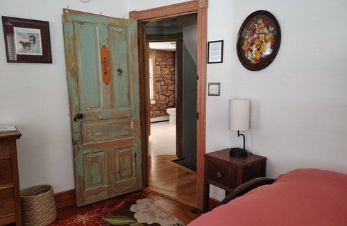 Reinholds Bed & Breakfast | Frush Farm Bed & Breakfast