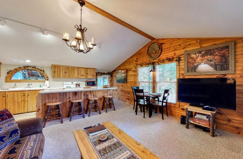 Fryeburg Apartment | Fryeburg Getaway