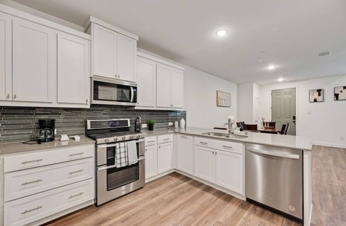 Frisco House | FS832–15 min to Toyota Base - Sleeps 4 - Free Parking