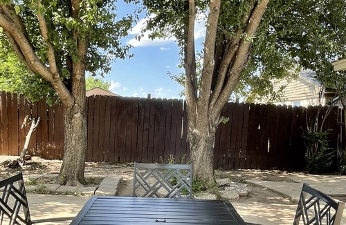 Lawton House | Ft. Sill-5 miles/Pet Welcome/11-Guests/4-BDR/5-QBED/2-FBA!