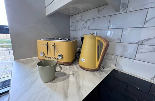 Weavers Apartment | FT6 Brick Lane Apartment