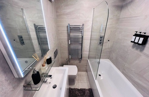 Weavers House | FT81 Brick Lane Rooms