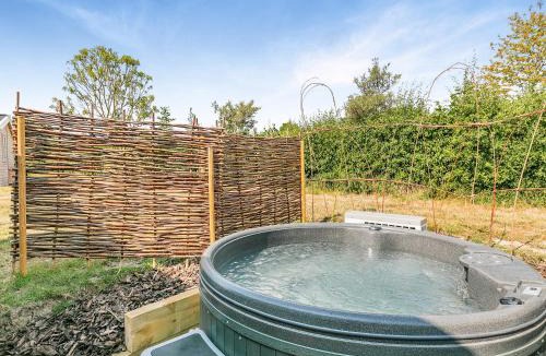 Hundall House | Fuchsia Lodge