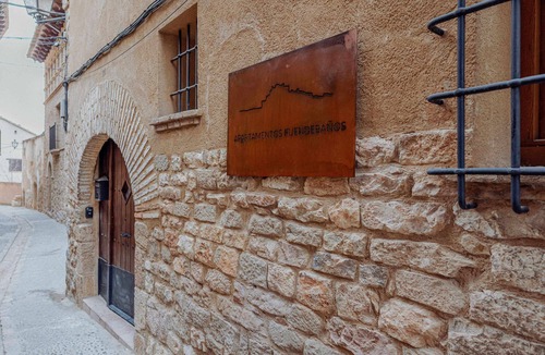 Alquezar Apartment | Fuendebaños Apartments