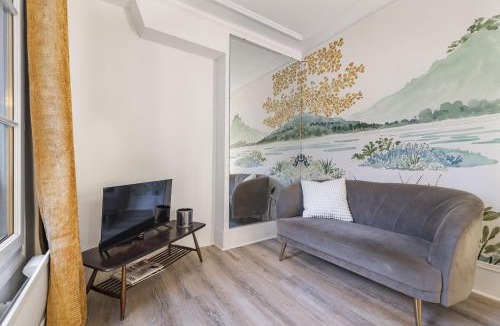 Quartier de la Folie-Mericourt Apartment | Fuji