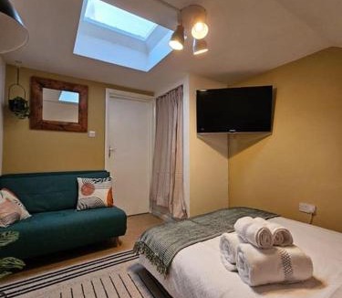 Munster Apartment | Fulham 2 bedroom apartment