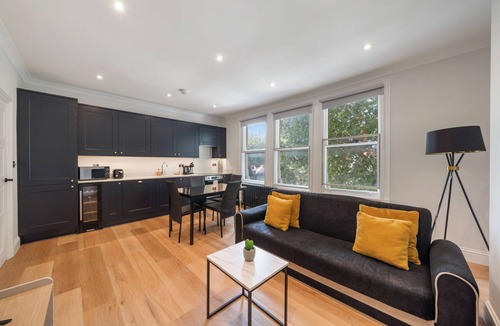 Sands End Apartment | Fulham Luxury Lofts by Sol Haven