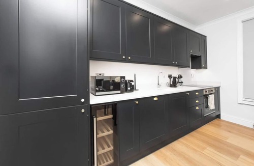 Sands End Apartment | Fulham Luxury Lofts by Sol Haven