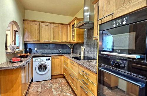 Noisy-le-Grand House | Full Beautiful House - 20 mins from Paris & DisneyLand - Noisy