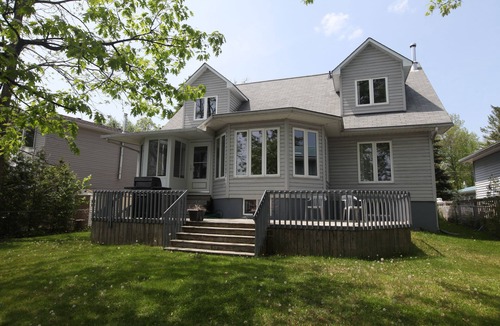 Cameron Cottage | Full equiped lakeside house