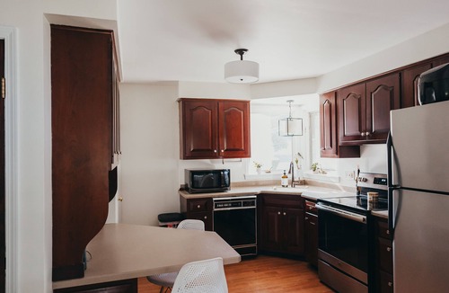 Batavia House | Full house nestled between Buffalo & Rochester