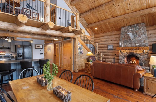 Baldwin Cabin | Full Scribed Log Cabin Nestled in along the banks of the Pere Marquette