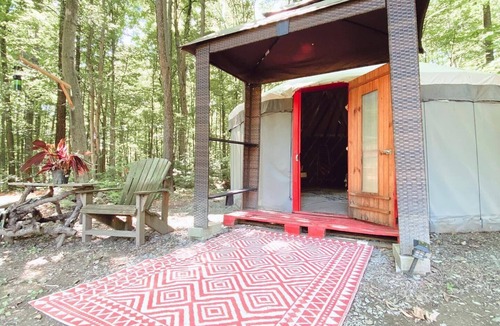 Rushville RV Rental | Full Site Woodland Glamping Rental near 3 of NY's Finger Lakes for 14+