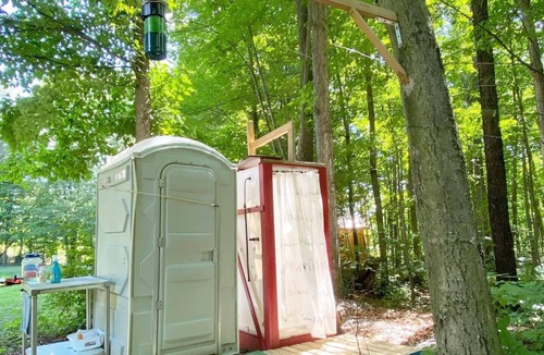 Rushville RV Rental | Full Site Woodland Glamping Rental near 3 of NY's Finger Lakes for 14+