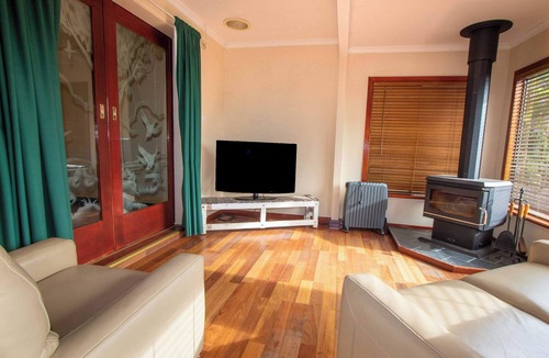 Seymour House | Full Throttle Retreat