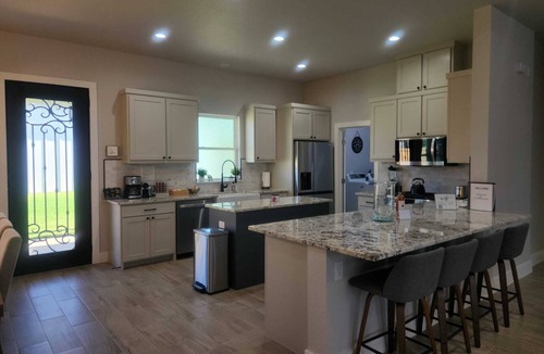 Austin House | Full Two-Story House close to Downtown Austin, Texas