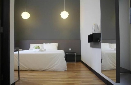 Kampung Permatang Bogak Hotel | Fuller Hotel