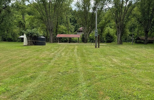 Coolville RV Rental | Fuller’s Fish Camp on Hocking River