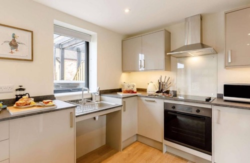 Moreton Valence Cottage | Fully Accessible-Disabled Adapted-Hot Tub-Pets