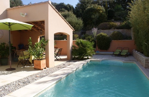 Serignan-du-Comtat House | Fully air-conditioned Provencal house for family vacations!