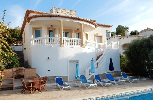 Orba Villa | Fully Air Conditioned Villa with Private Pool and Fabulous View over Orba Valley