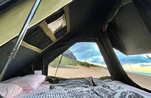 Wailua House | Fully Decked 4WD Jeep Gladiator Mojave!