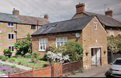 Harrington Cottage | Fully Detached Cottage House Loddington Kettering
