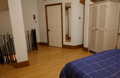 Harrington House | Fully Detached Cottage House Loddington Kettering