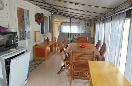 Meounes-les-Montrieux House | Fully-equipped mobile in a quiet, private domain.