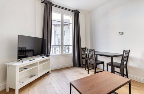 Chatillon Apartment | Fully-equipped 2-room apartment, refurbished, industrial style