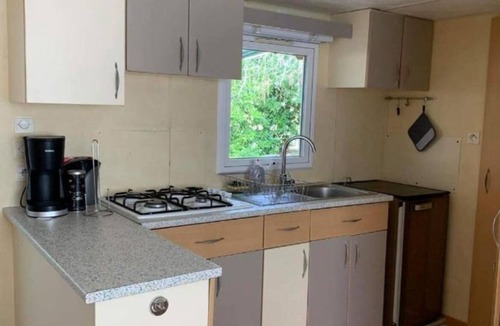 Castillonnes House | Fully equipped 2-bedroom mobilehome with large covered terrace
