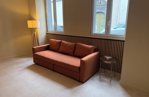 Riom Apartment | 🏡 Fully-equipped cocooning apartment (KINGSIZE whirlpool bath)