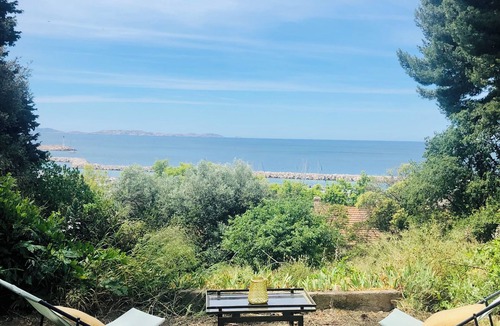 16th Arrondissement House | Fully equipped detached house with swimming pool and exceptional sea view