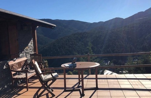 La Molina House | Fully equipped luxury villa, 7 pax, 3 bedrooms, 2 bathrooms in La Molina