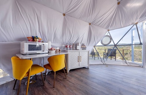Marble Falls Cabin | Fully-Equipped Luxury Dome Rental for 4 in Burnet, Texas