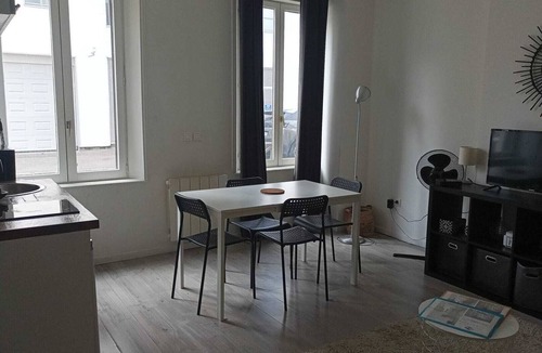 Zola - Pressense Apartment | Fully equipped studio Villeurbanne