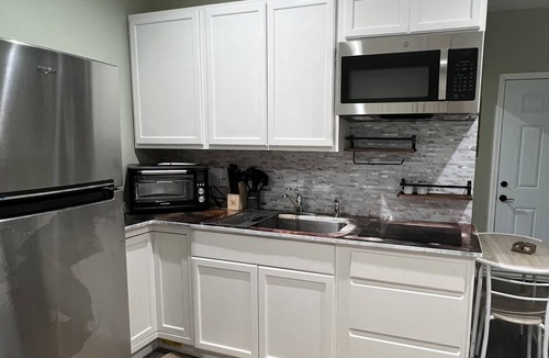 Fairfield Apartment | Fully equipped studio. Perfect for working travelers