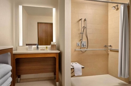 Anaheim Resort Hotel | Fully Equipped Suite Steps from Disneyland & Dining Spots | 4 Units