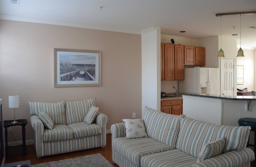Villages of Five Points House | FULLY EQUIPTED TOWNHOUSE CLOSE TO EVERYTHING YOU NEED FOR A PERFECT VACATION.