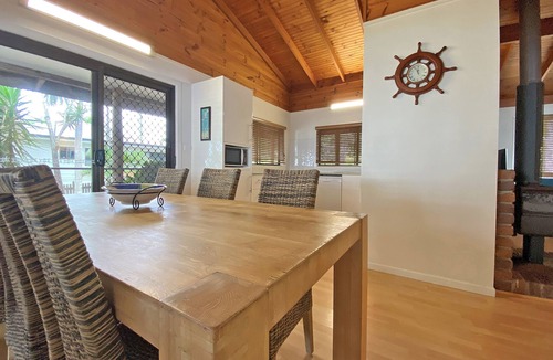 Amity Point House | Fully Fenced, Waterfront with Private Jetty