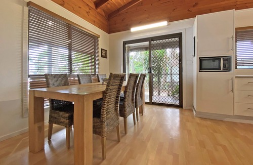 Amity Point House | Fully Fenced, Waterfront with Private Jetty