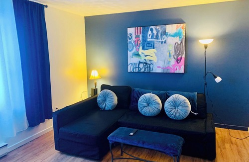 Coldbrook House | Fully furnished 2 bedrooms townhouse