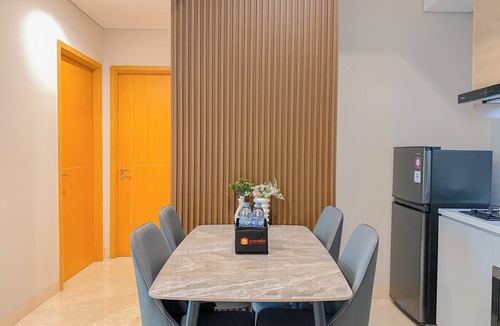 Setiabudi Apartment | Fully Furnished 2Br At Apartment Capitol Suites