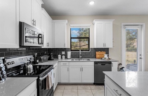 Orlando House | Fully Furnished 3BR Townhome Lake Nona Moss Park Quiet 10 mins to Medical City
